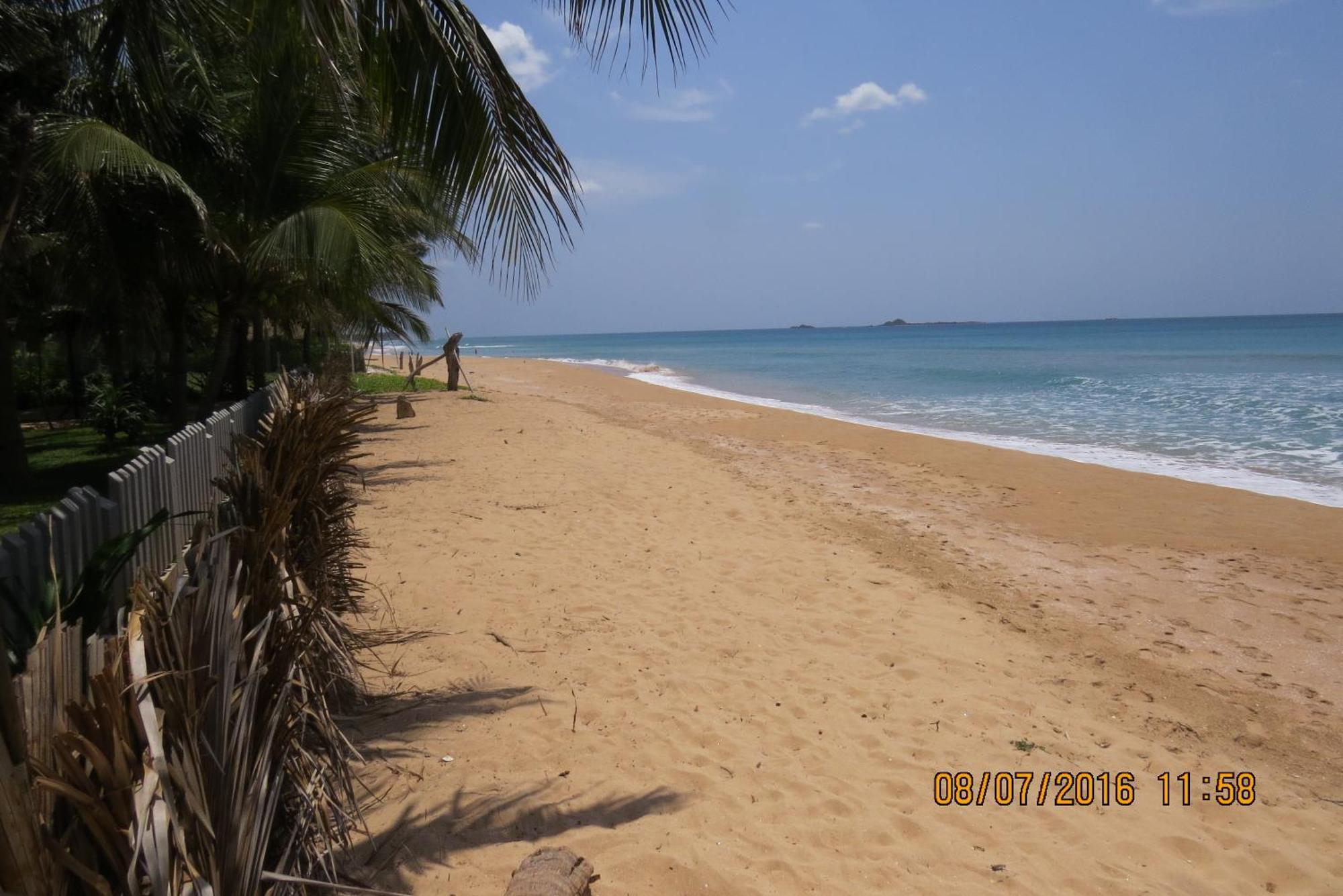 Beach Bliss Trincomalee Luaran gambar