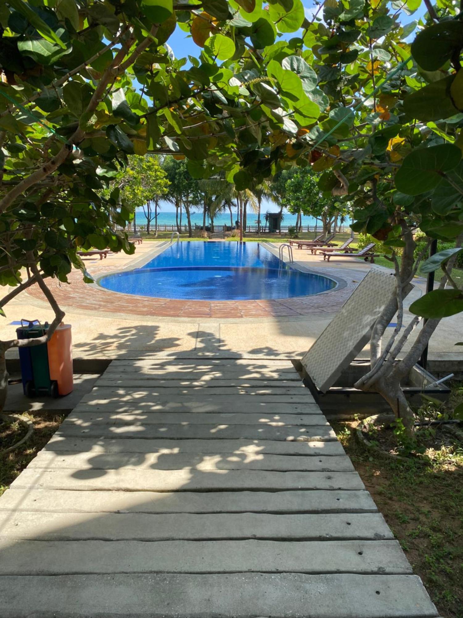 Beach Bliss Trincomalee Luaran gambar